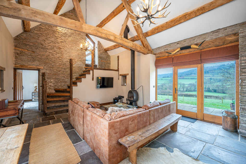 Sitting Room- click for photo gallery